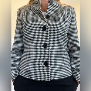 ⚪️Women’s light jacket size 12 Brand Precis Petite